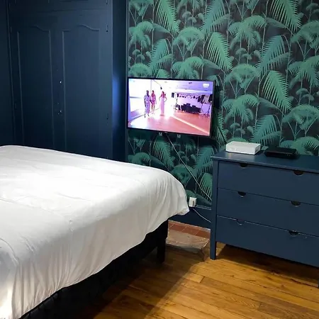 Apartment Hr Jouffroy - Cardinet Paris