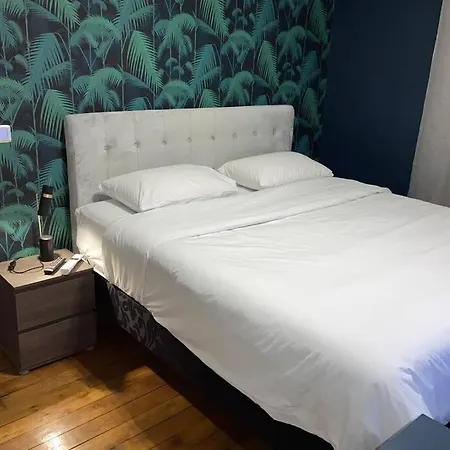Apartment Hr Jouffroy - Cardinet *